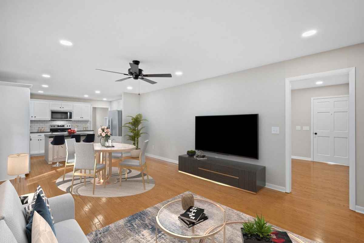 215 Hill St - Photo 5 of 50