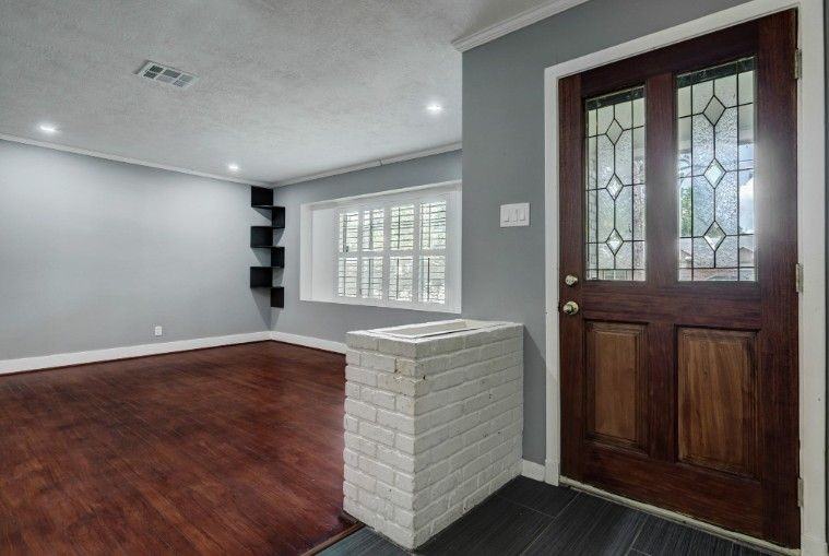 7151 Edgemoor Dr - Photo 3 of 25