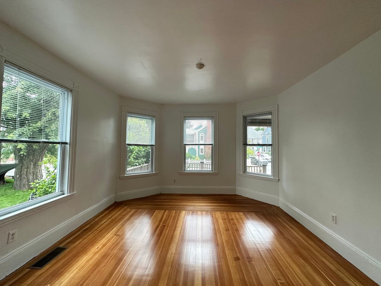 35 Waldeck St #1 - Photo 3 of 29