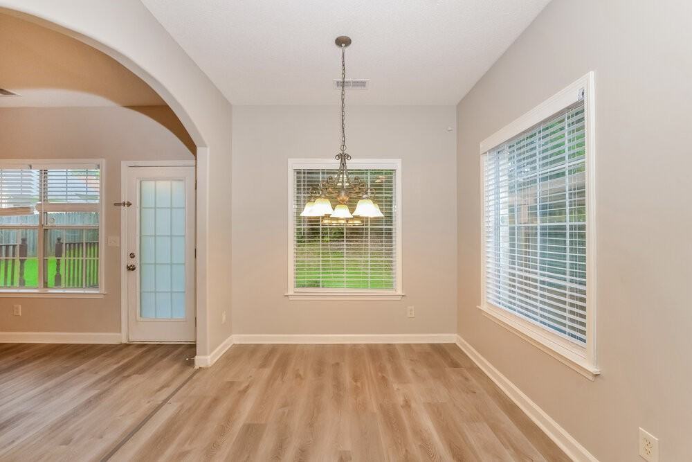 1140 Casentino St - Photo 7 of 17