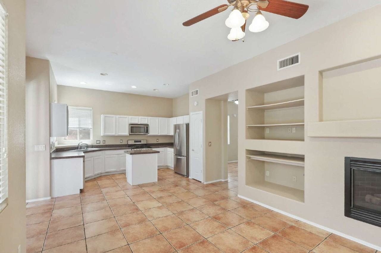10476 E George Tolman Ln - Photo 4 of 15
