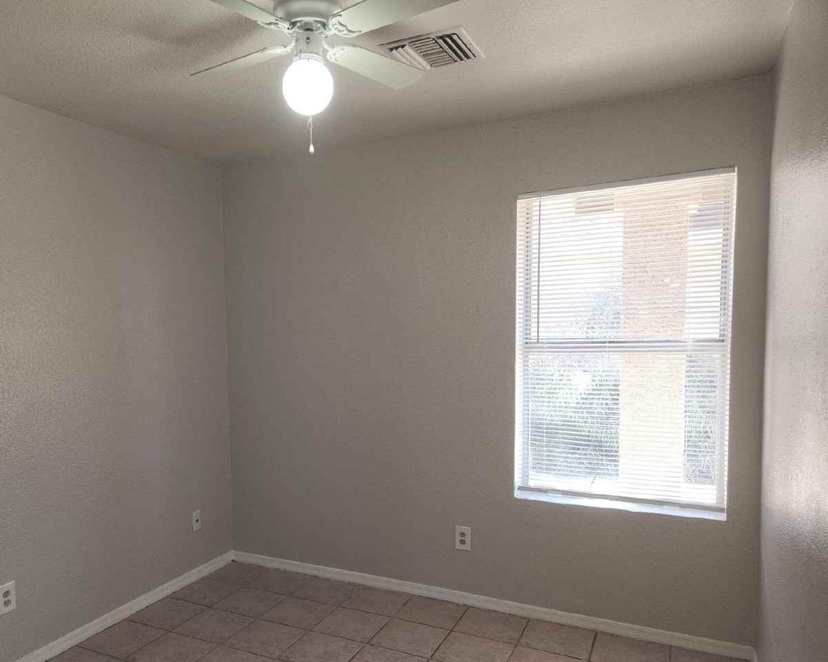 147 W Inglewood St Apt 2 - Photo 7 of 14
