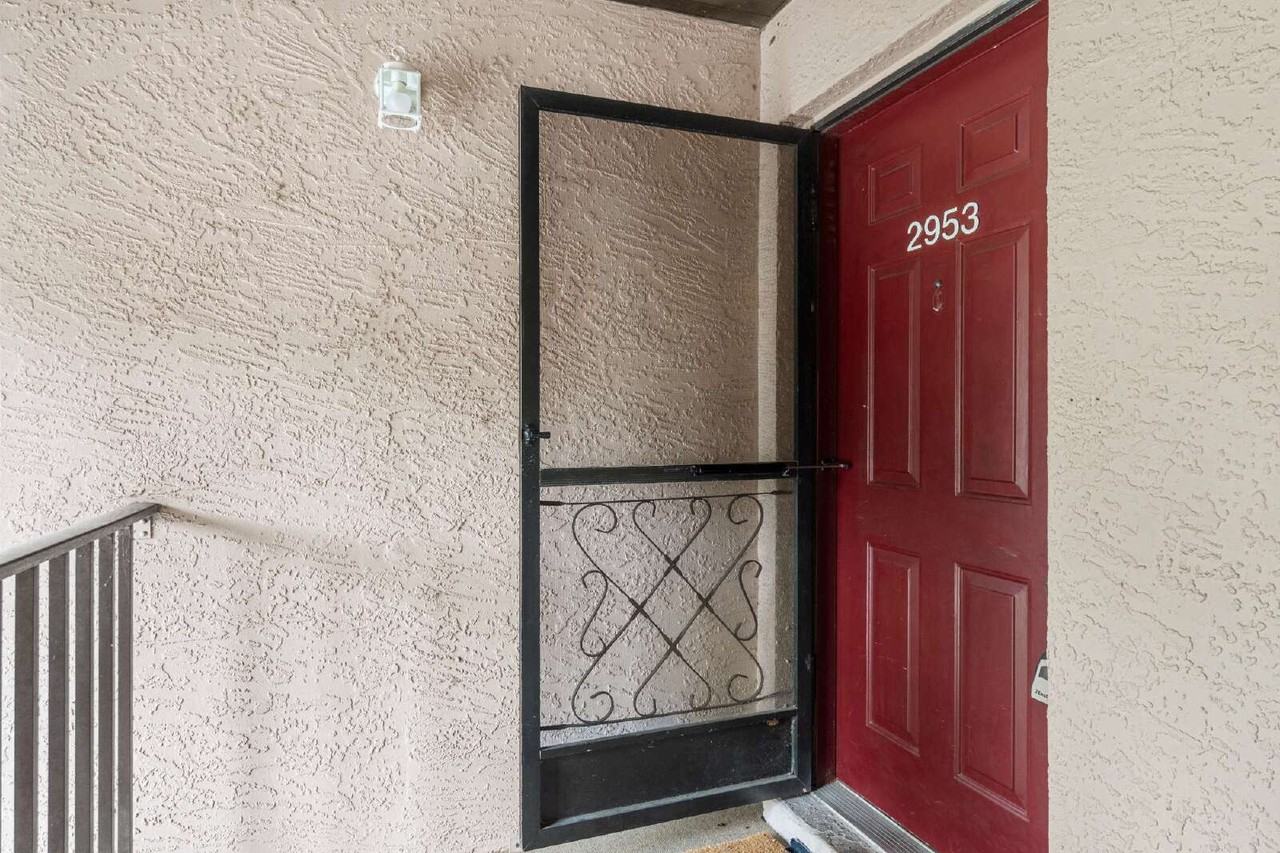 2953 Sw 32nd Ave - Photo 5 of 32