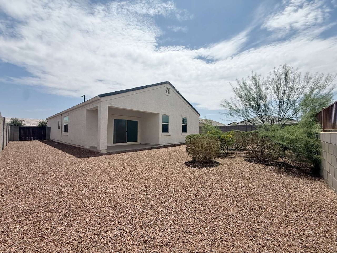 70 S 190th Dr - Photo 4 of 27