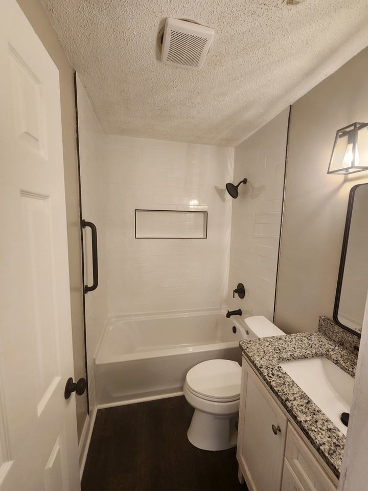 109 Williams St - Photo 6 of 15