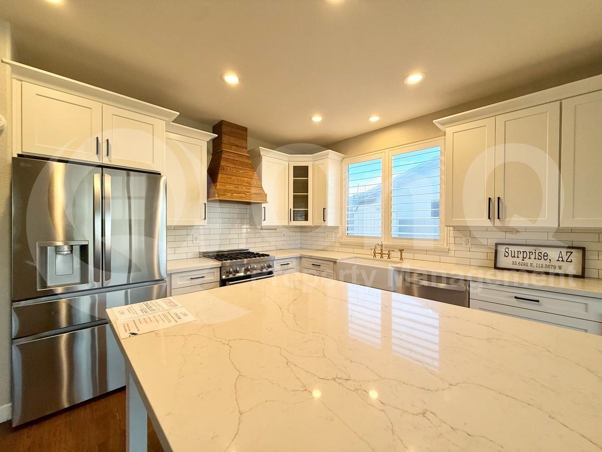 14581 W Banff Ln - Photo 6 of 34