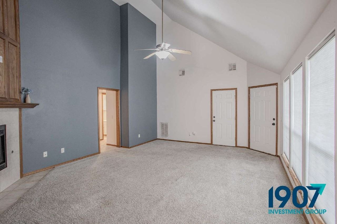 2508 Tyler Ln - Photo 6 of 27