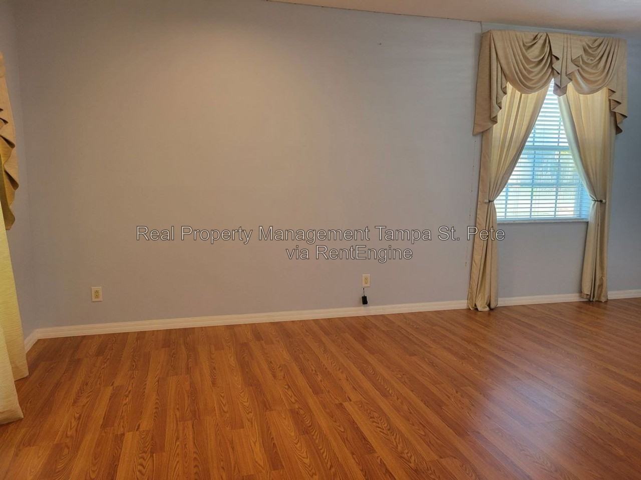 30541 Norseman Pl - Photo 3 of 41