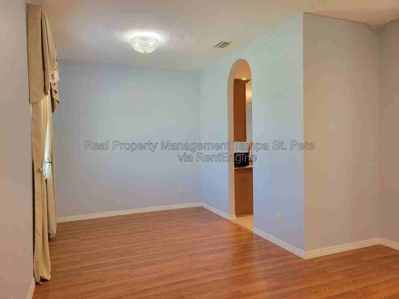 30541 Norseman Pl - Photo 4 of 41