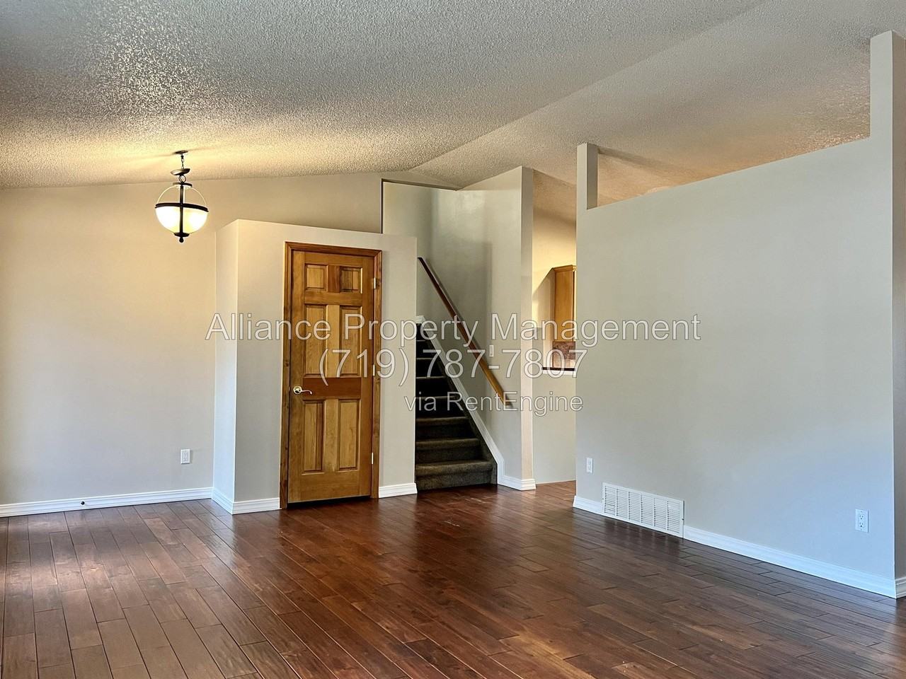 6318 Galway Dr - Photo 3 of 50