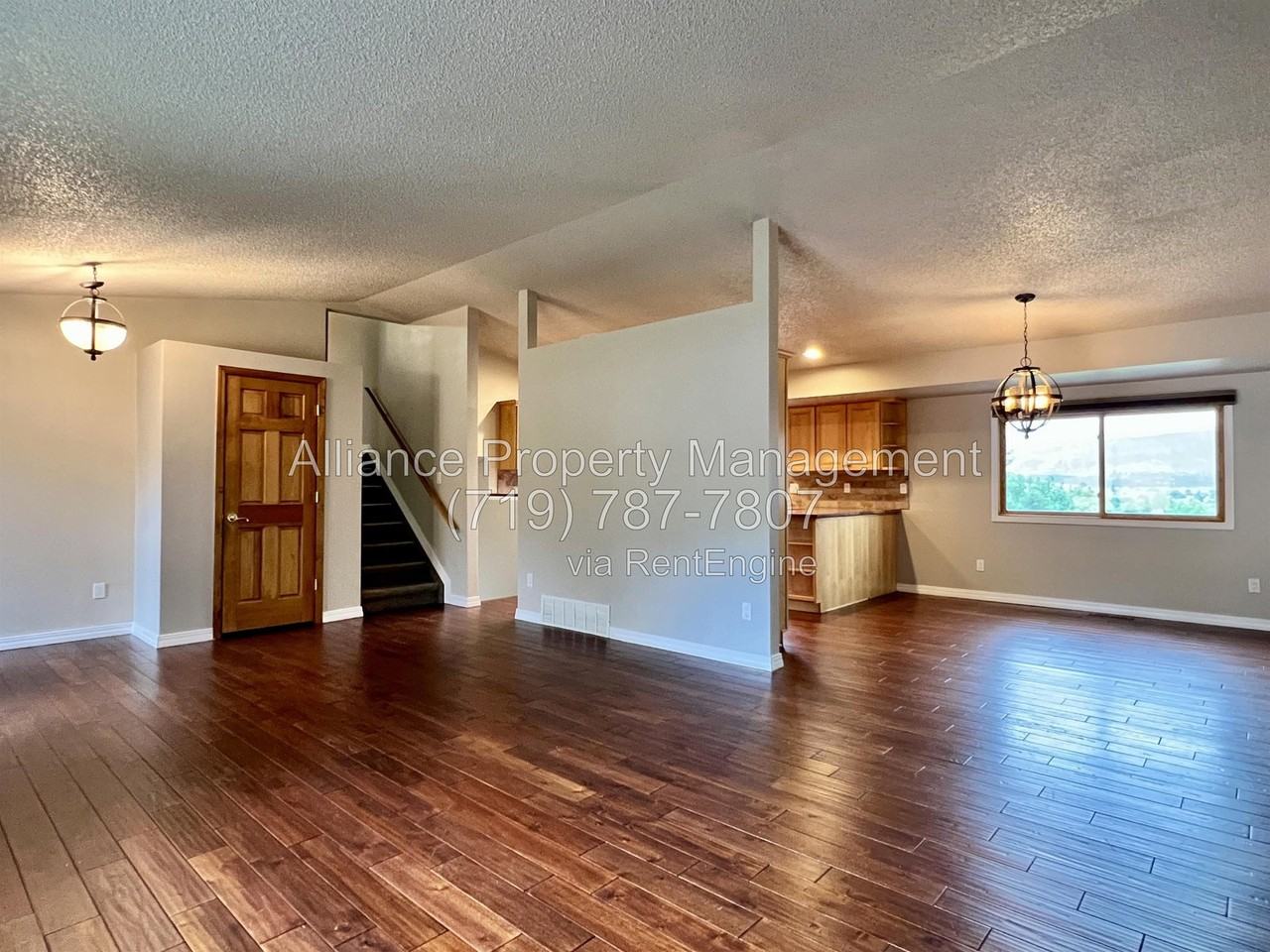 6318 Galway Dr - Photo 4 of 50