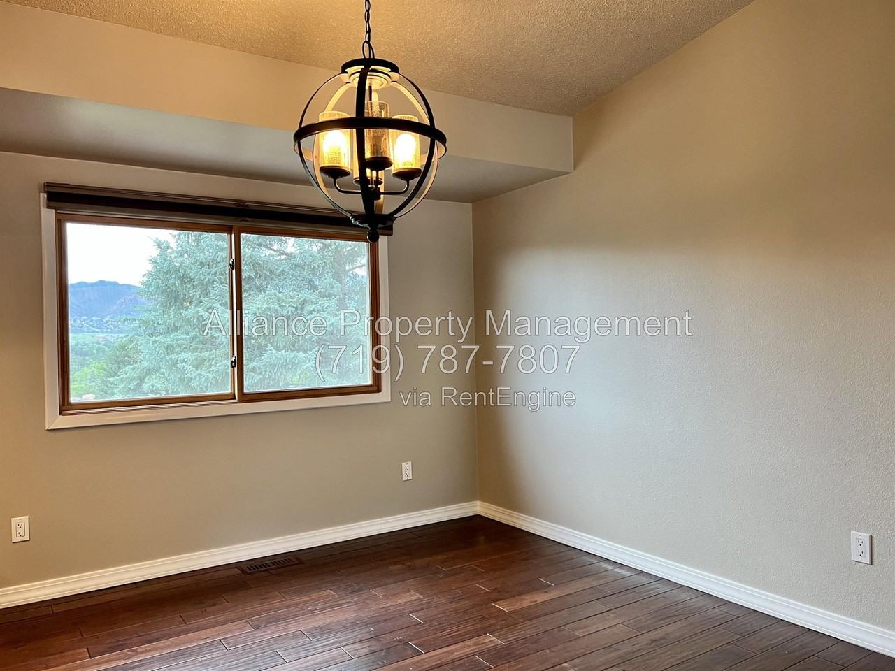6318 Galway Dr - Photo 5 of 50