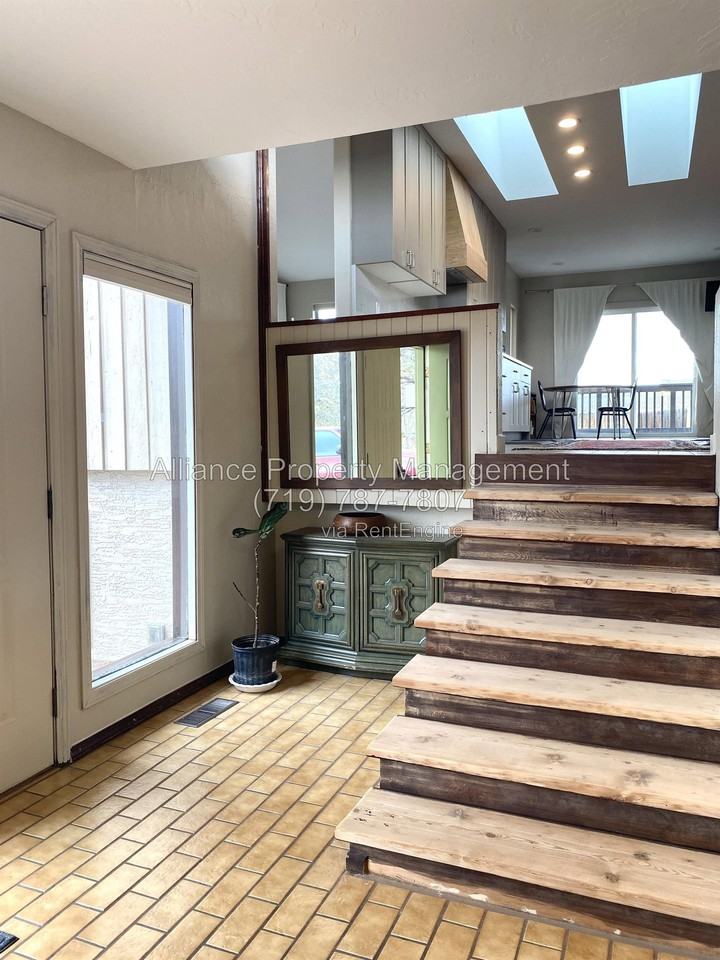 2168 Wildwood Dr - Photo 4 of 50