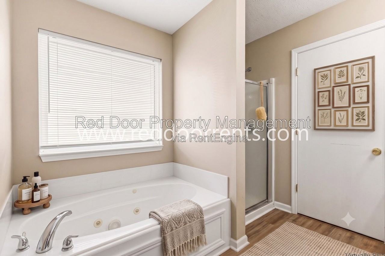 12419 Deerview Dr - Photo 5 of 50
