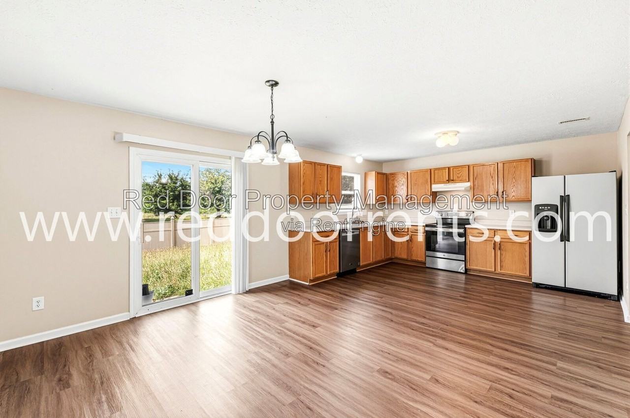 12419 Deerview Dr - Photo 7 of 50