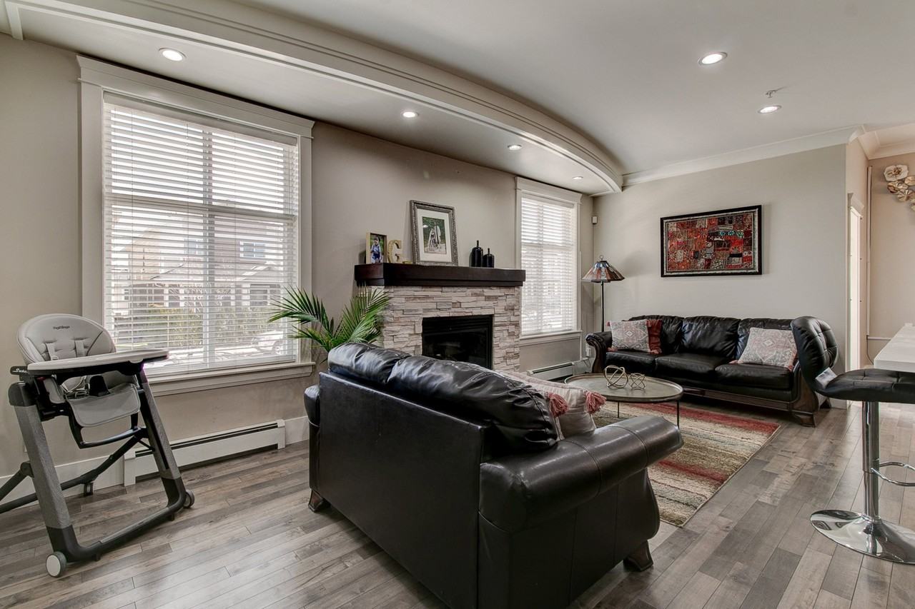 15598 Goggs Avenue - Photo 5 of 24