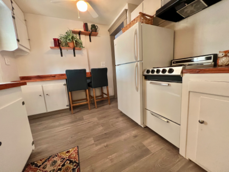 175 1/2 S Main St #C - Photo 7 of 22