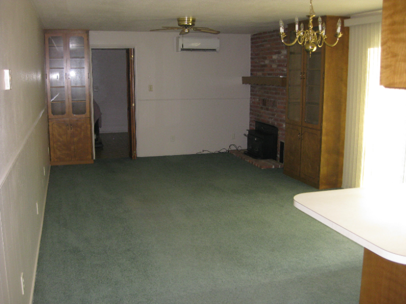 953 V St - Photo 6 of 14