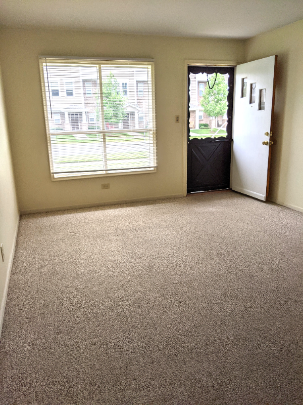 2433 Normandy Rd - Photo 3 of 5