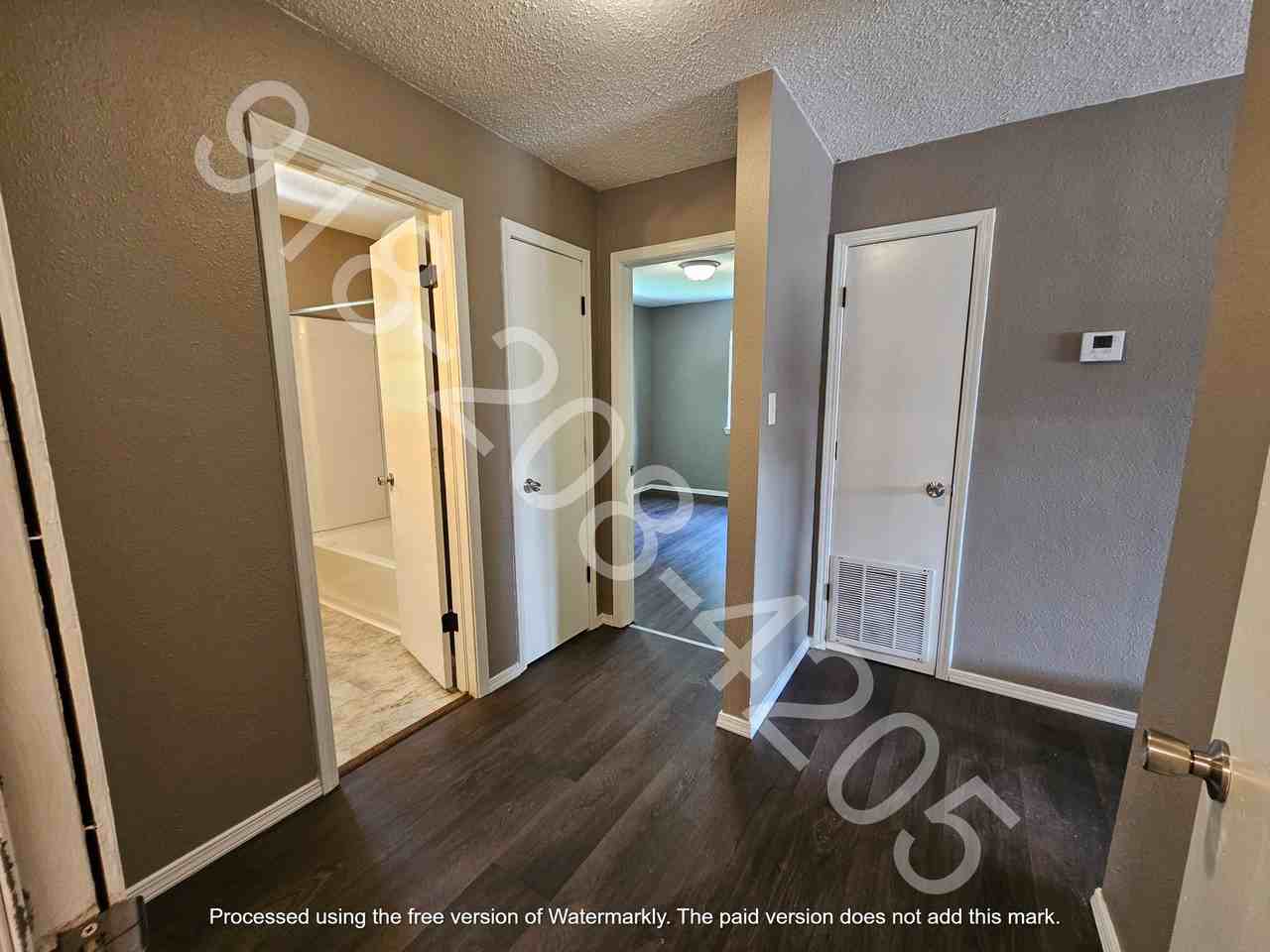 1601 N Hills Blvd - Photo 7 of 18