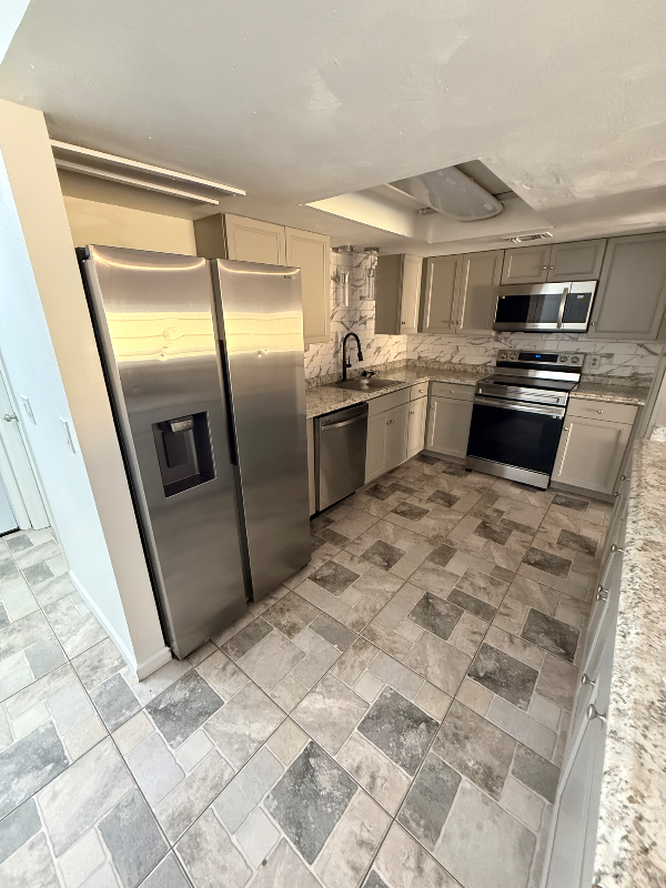 1301 Bond St - Photo 3 of 8