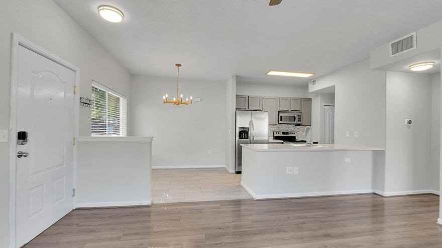 5534 Lewis St #101 - Photo 6 of 15