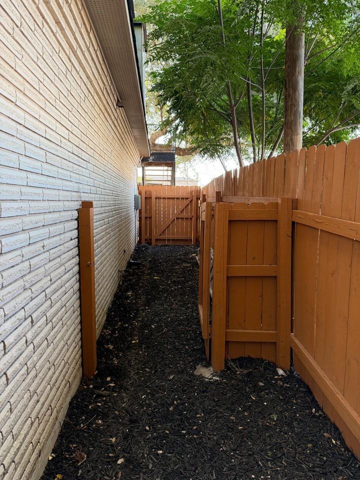 170 De Chantle Rd #705 - Photo 4 of 7