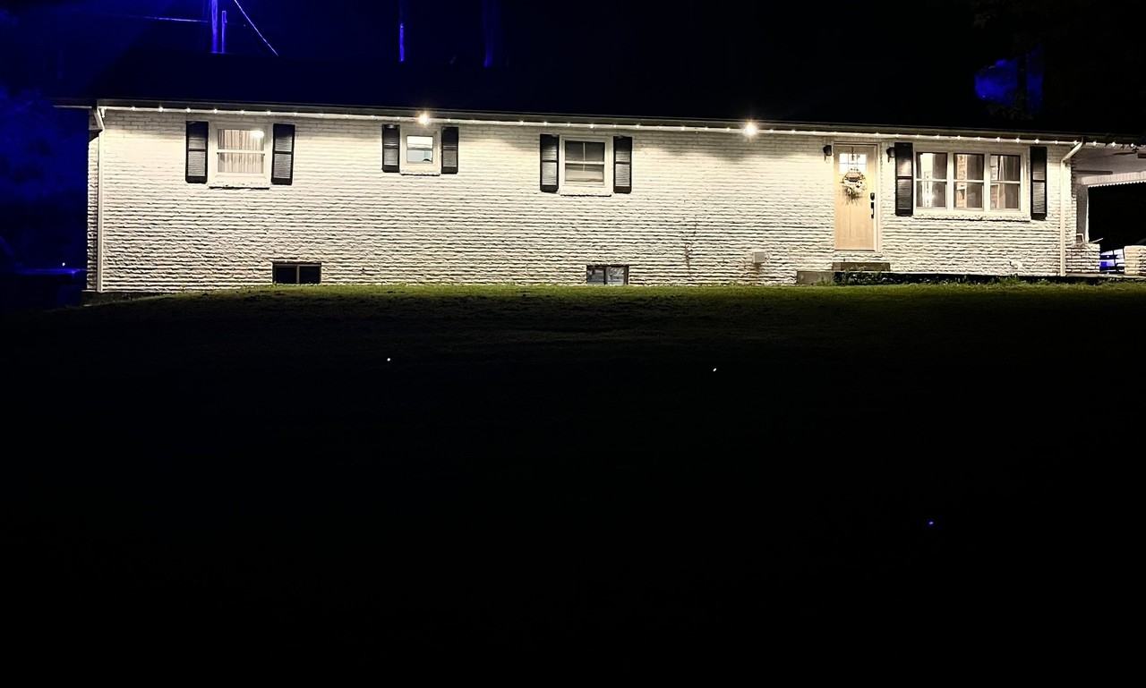 1222 Hyatt Creek Rd - Photo 2 of 19