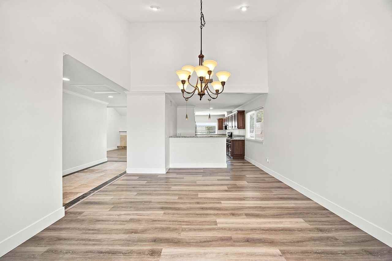 17006 Countrypark Ln - Photo 6 of 19