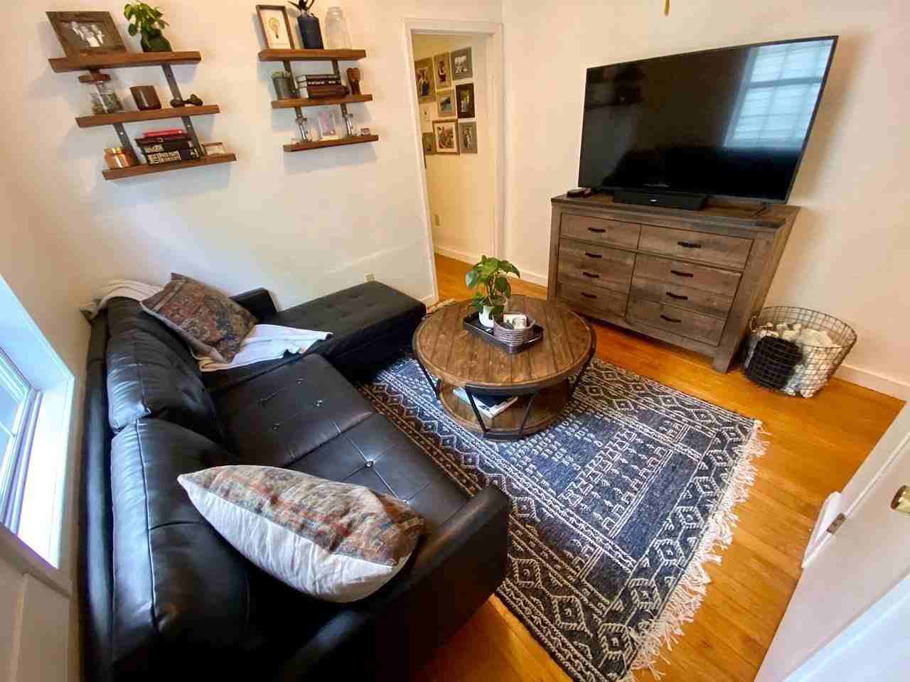 7427 Spruce St - Photo 6 of 6