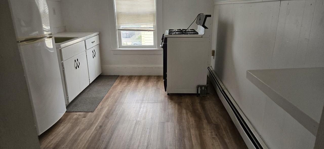 52 Newhall St #1 - Photo 4 of 5