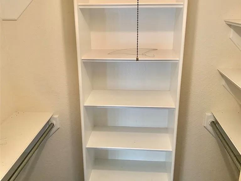 1542 E 67th Pl - Photo 4 of 10