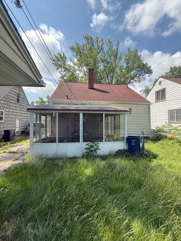 501 E Marengo Ave - Photo 4 of 20