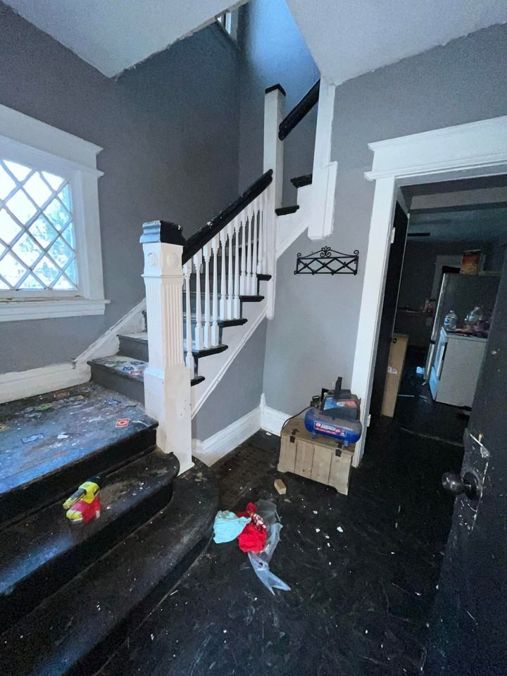 913 Milnor St - Photo 4 of 15