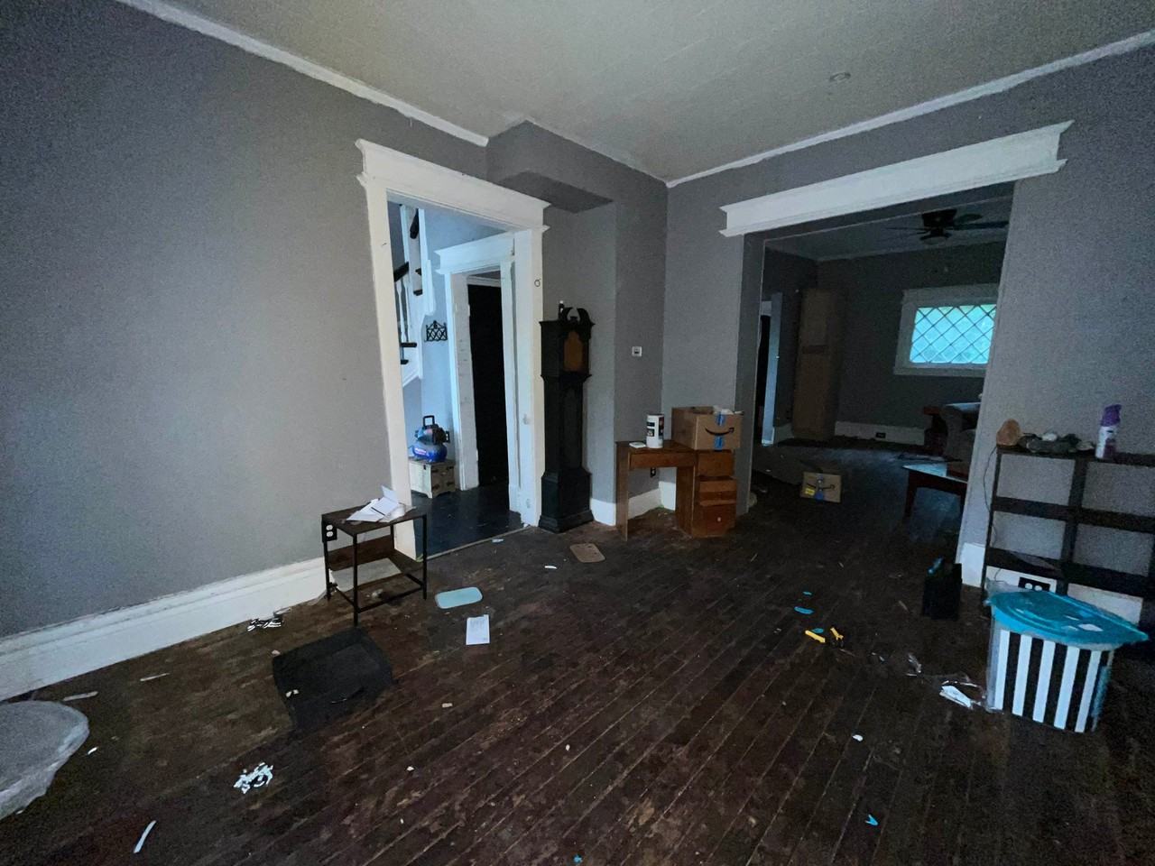913 Milnor St - Photo 6 of 15