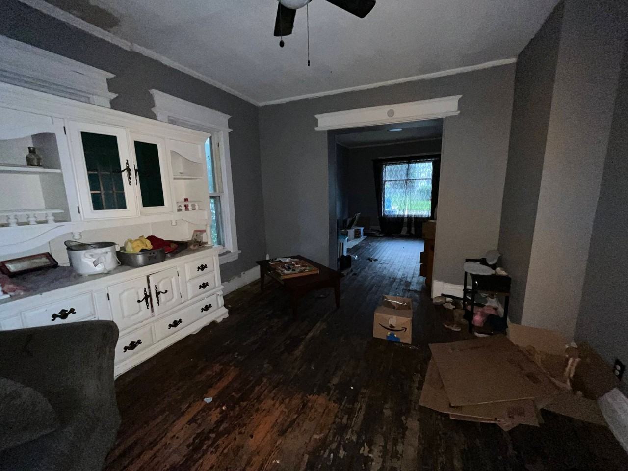 913 Milnor St - Photo 7 of 15