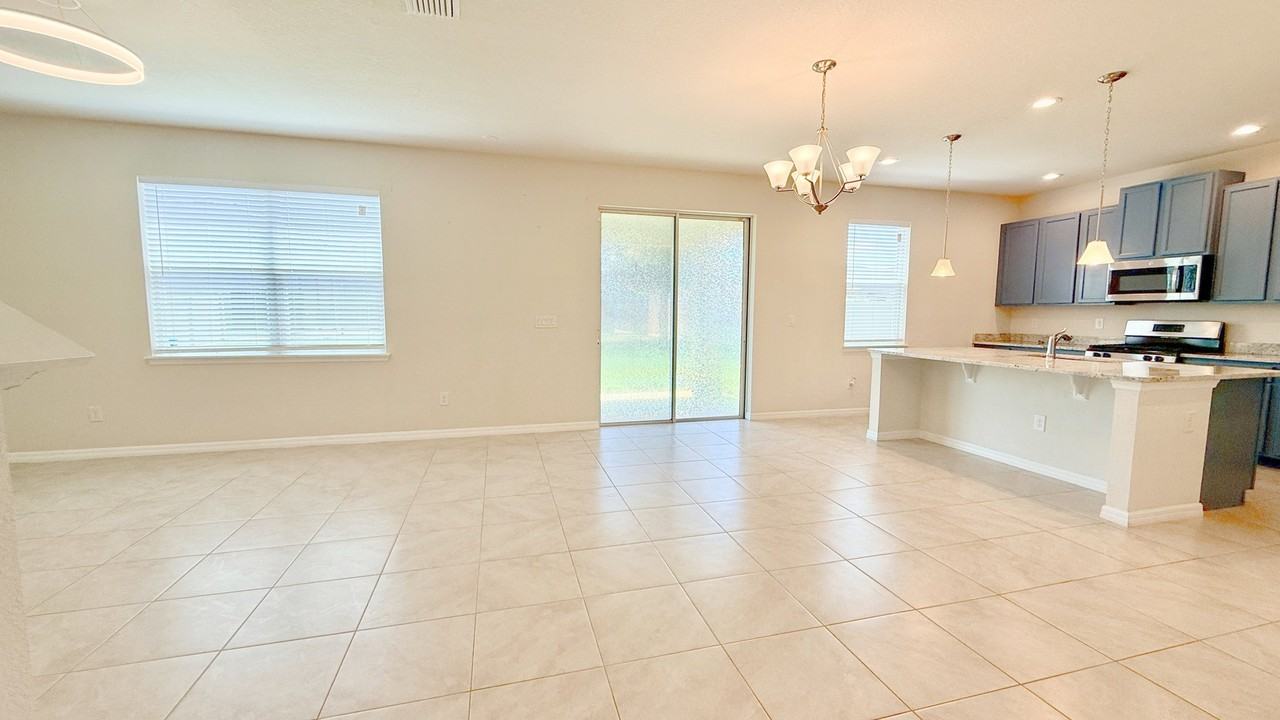 12208 Morgans Bluff Pl - Photo 4 of 20