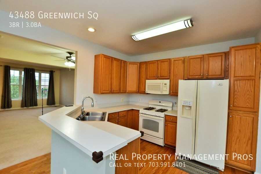 43488 Greenwich Sq - Photo 4 of 36