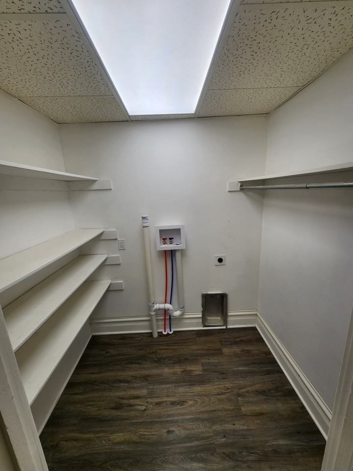 243 W Brady St #243 - Photo 7 of 13