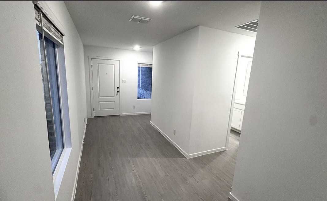 1829 Sanderling St #NA - Photo 5 of 13