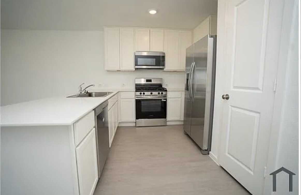 1829 Sanderling St #NA - Photo 6 of 13