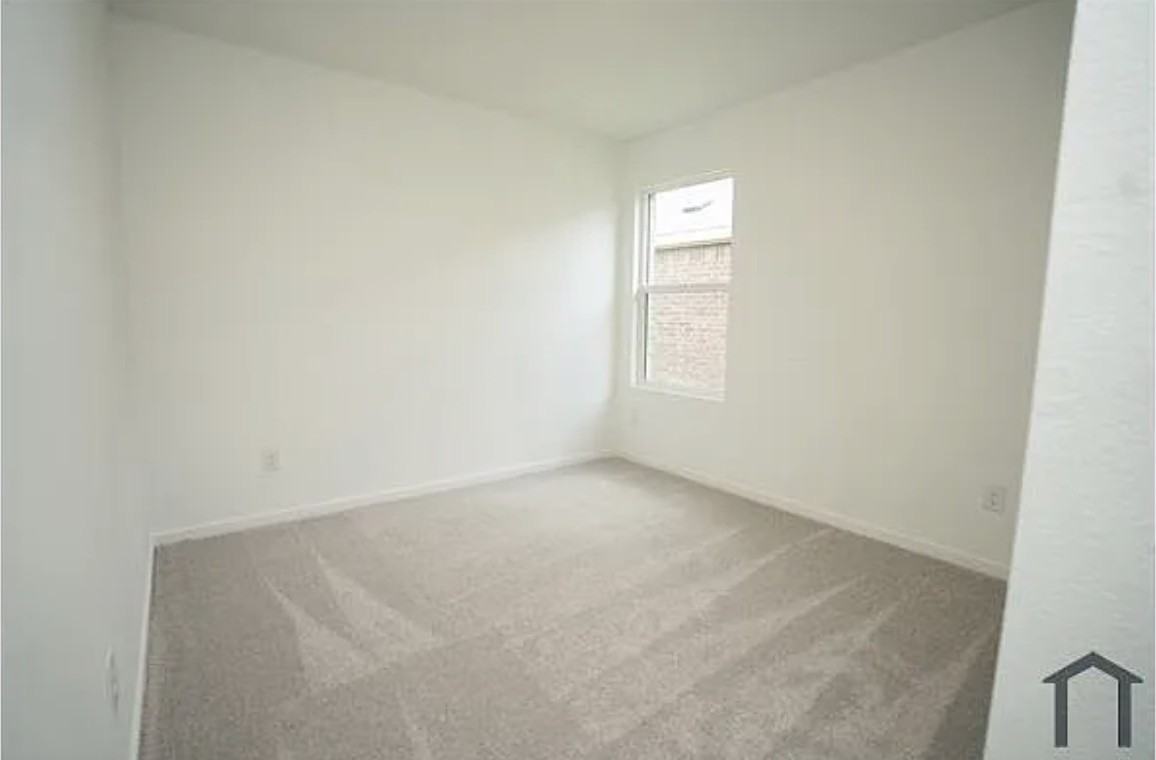 1829 Sanderling St #NA - Photo 7 of 13