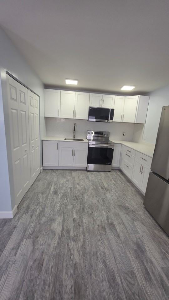 3740 Sw 40th St #NA - Photo 6 of 9