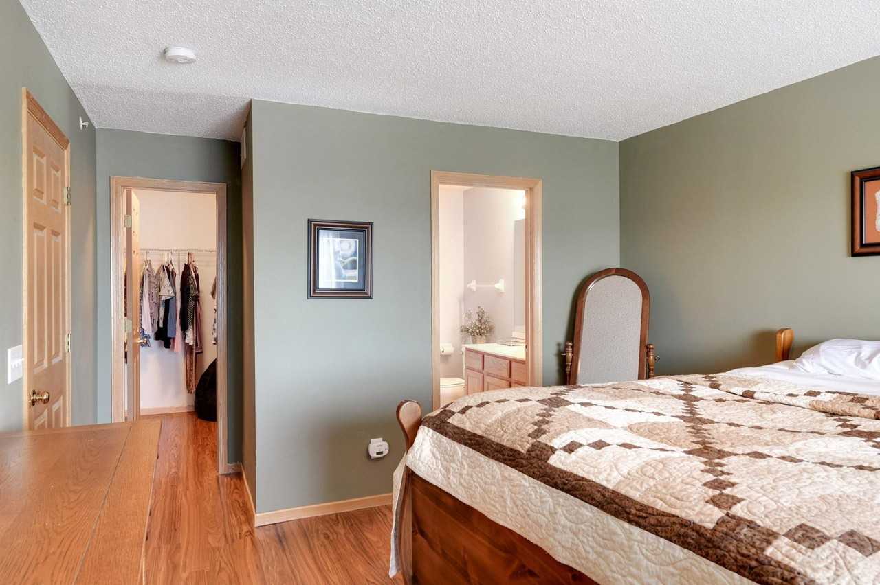 6605 Olive Ln N #6605 - Photo 7 of 19