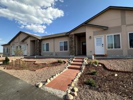 featured image of 1744 Mariposa Rd #A1