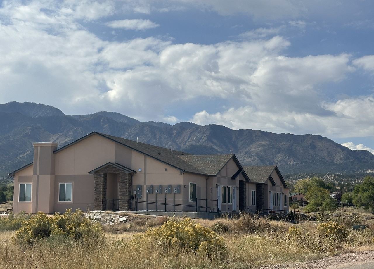 1744 Mariposa Rd #A1 - Photo 2 of 22