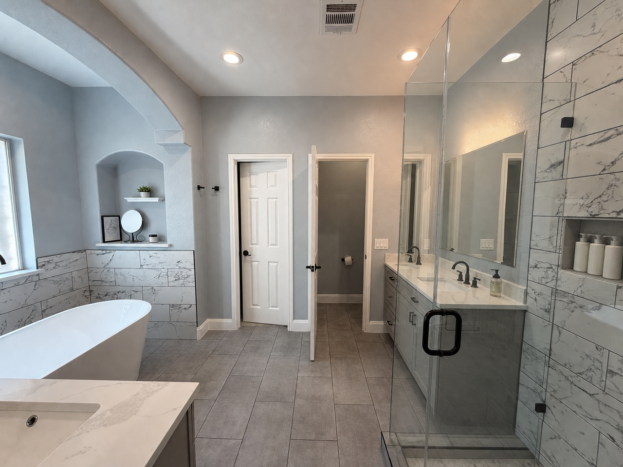 2536 Crenshaw Dr #NA - Photo 5 of 26