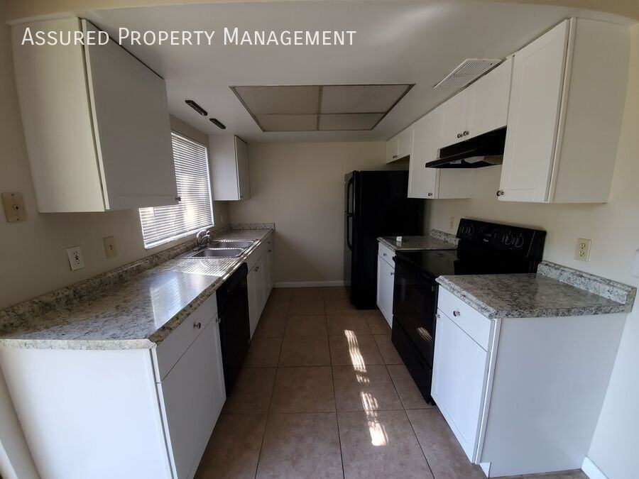 2727 Dobbin Dr - Photo 4 of 12