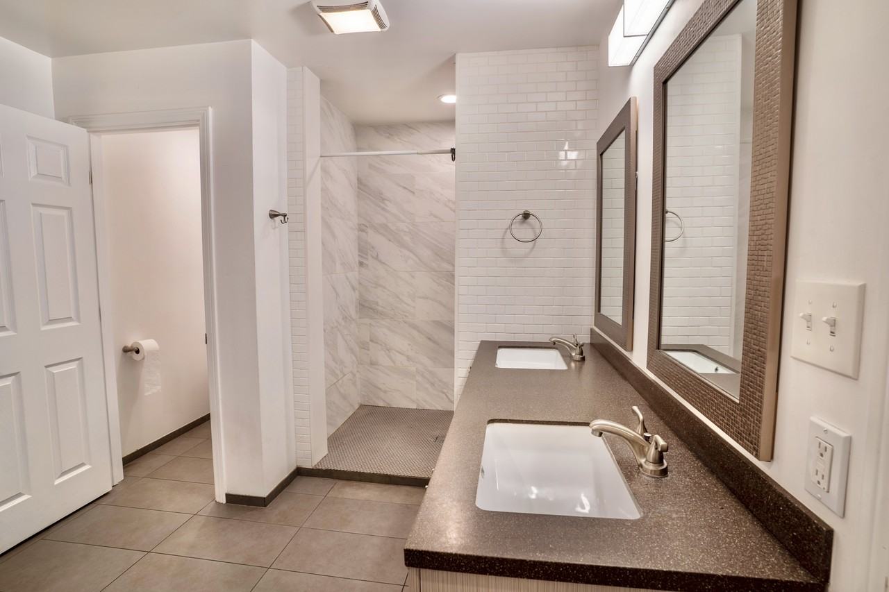 1728 E Laguna Dr #NA - Photo 3 of 12