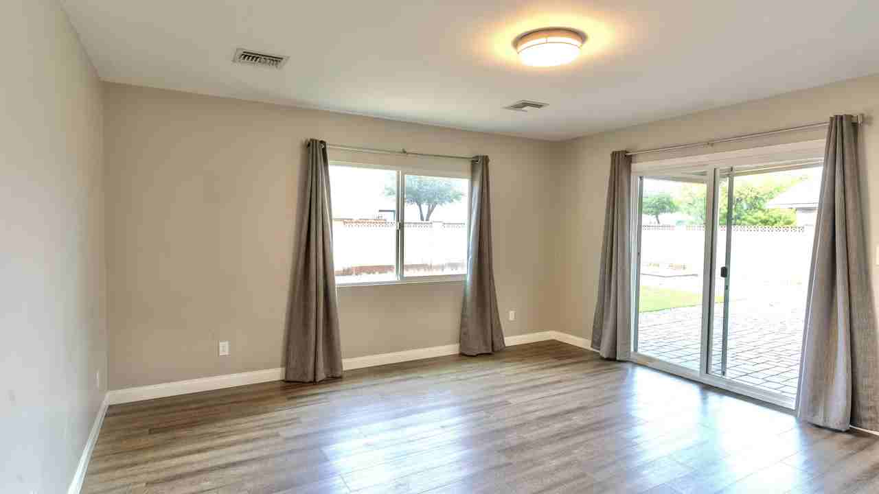 1728 E Laguna Dr #NA - Photo 7 of 12
